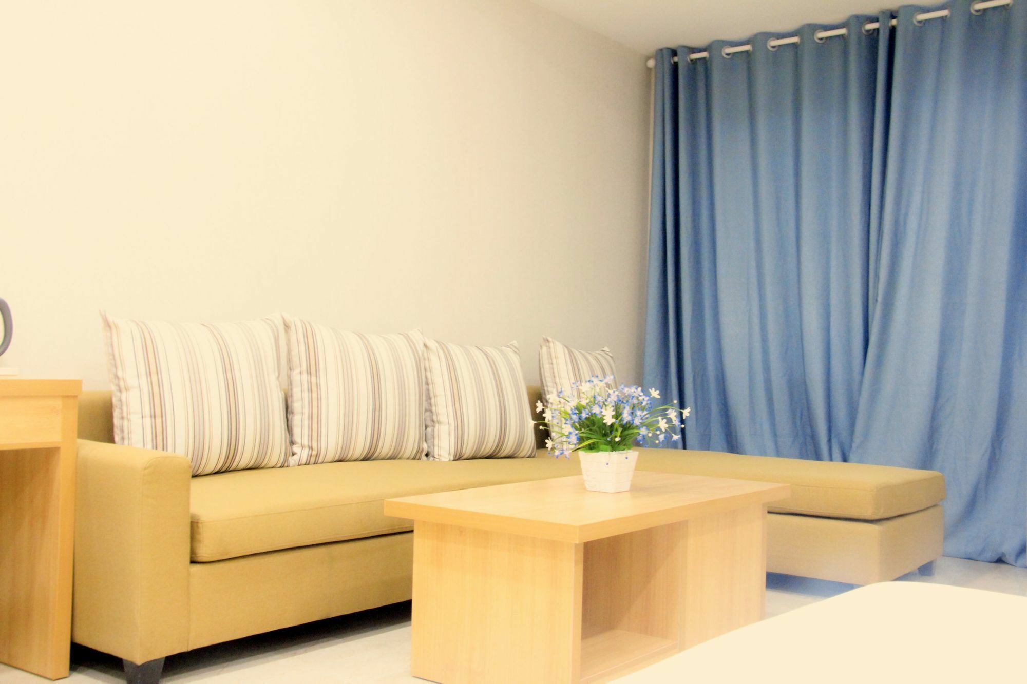Luo Yang Xin Jia Yun Apartment Luoyang  Esterno foto
